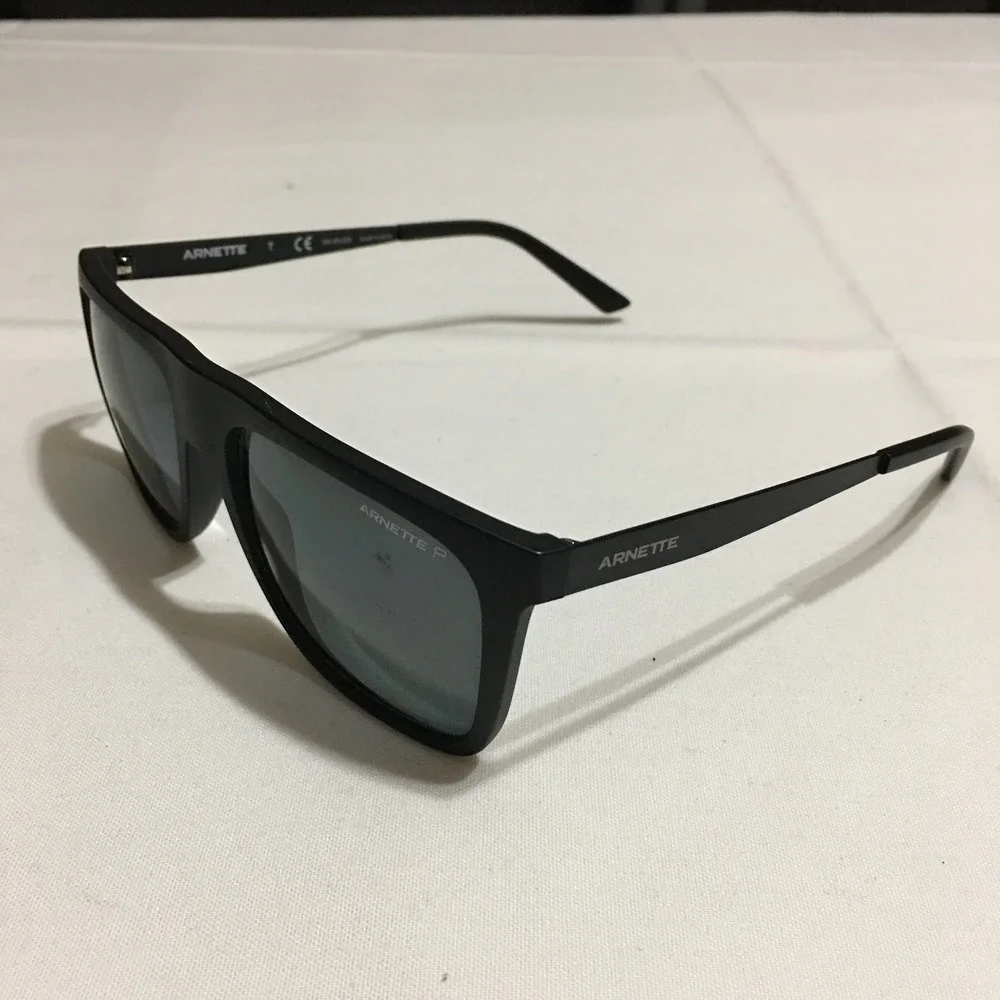Arnette Chapinero 4261-01/81 Matte Black Frame Polarized Grey Lens Sunglasses